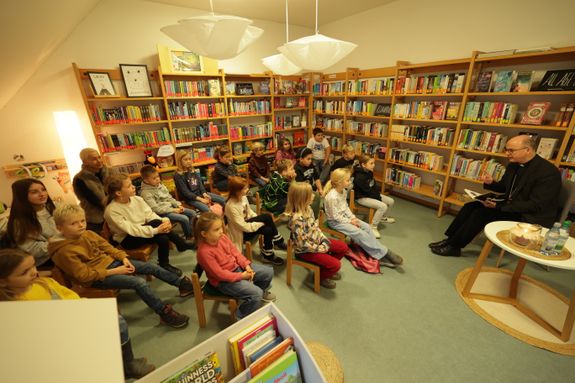 4825/1215 Vorlesetag Greßthal Bischof Jung