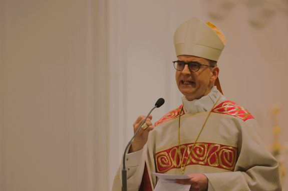 "Mit Christus dürfen wir wir ausbrechen aus unserer Unterdrückung. Mit Christus singen wir dem alten Pharao, der unser Leben immer neu versklaven will, unser 