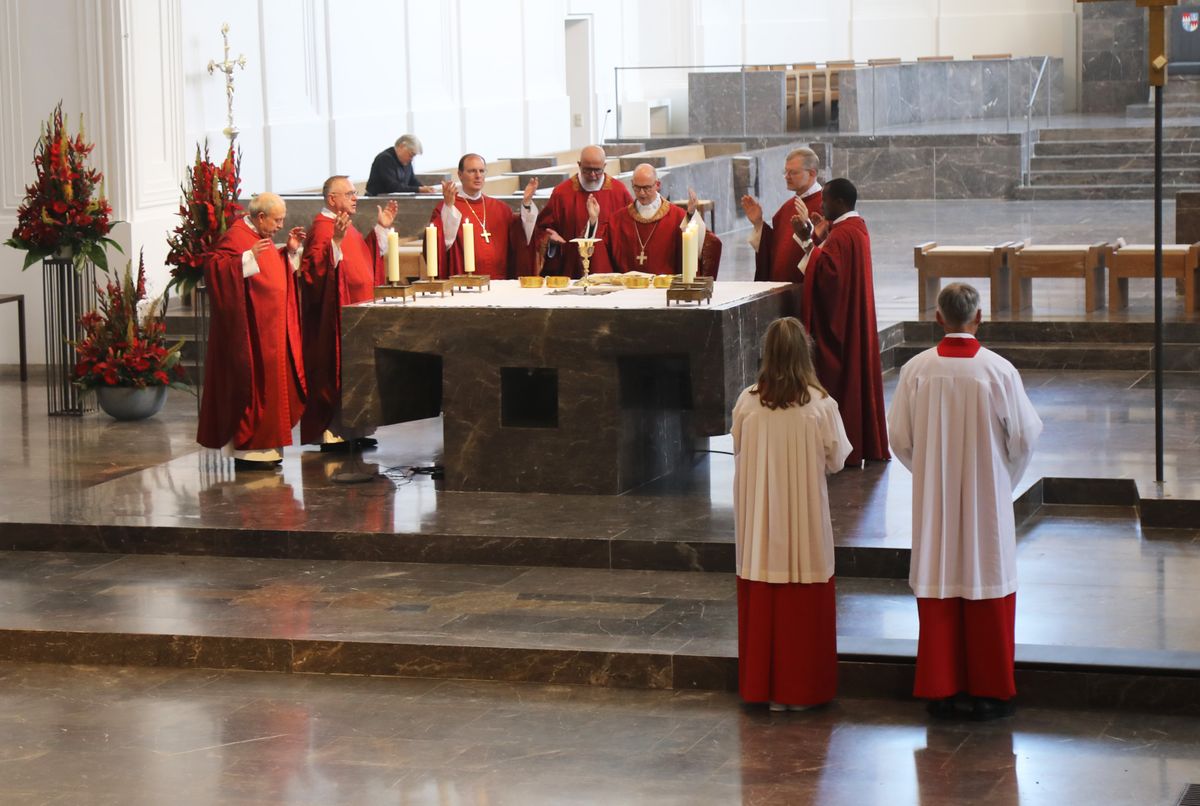 2824/0739 Kiliani Priester, Diakone, Mitarbeiter_50097