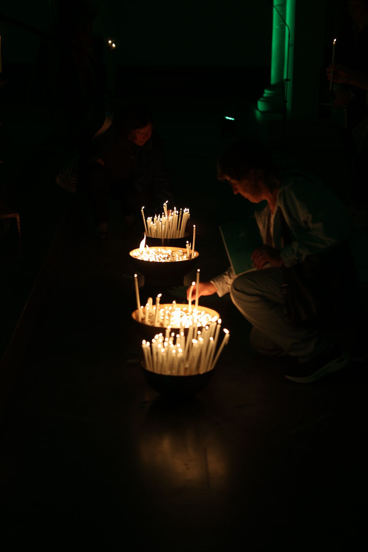 Die "Nacht der Hoffnung" am Samstagabend, 13. Juli, der Kiliani-Wallfahrtswoche lud zu Besinnung, Gebet und Kraftschöpfen in den Kiliansdom ein. Viele Passanten nutzten das Angebot, das um Mitternacht endete.