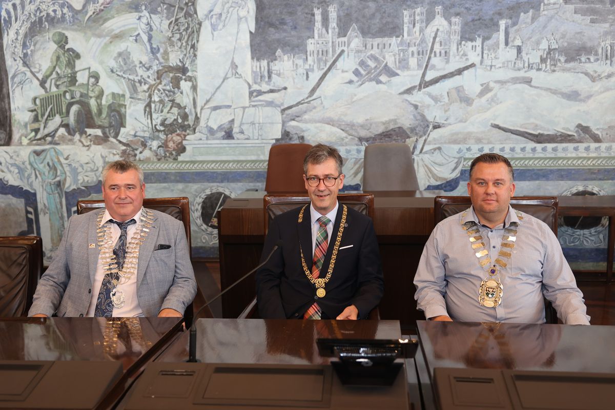 2824/0713 Empfang Rathaus Iren und Schotten_49182