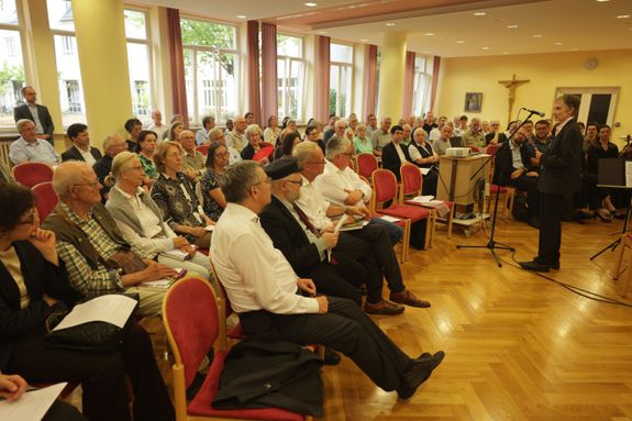 2925/0771 Buchvorstellung_60498