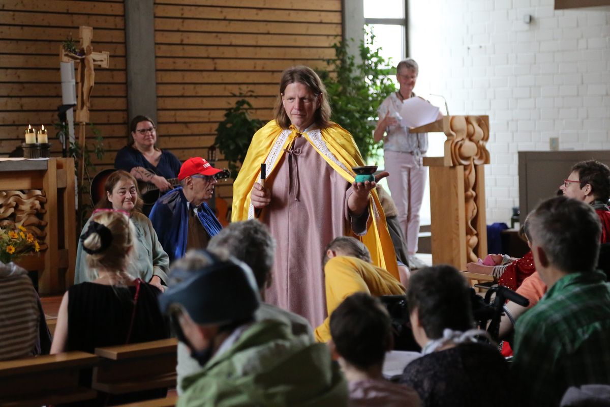 2924/0758_Kiliani_Eisingen Sankt-Josefs-Stift_Weihbischof Reder_50372