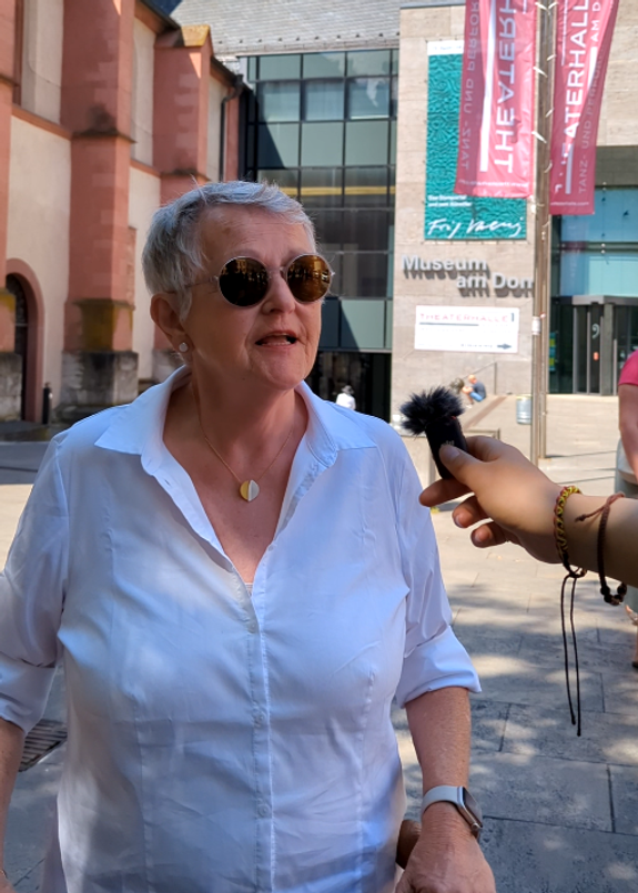 Maria Hessler hofft auf Frieden in der Ukraine und zwischen Israel und Palästina.  Maria Hessler hofft auf Frieden in der Ukraine und zwischen Israel und Palästina.