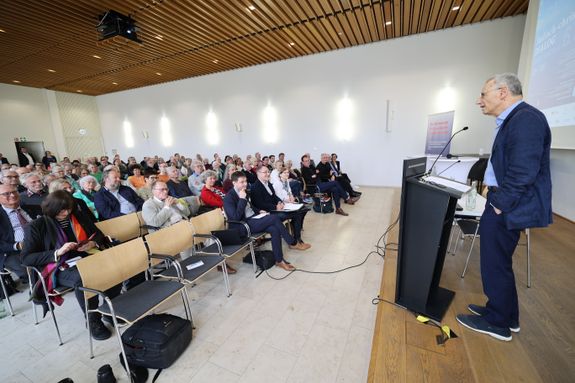 2024/0527 Studienhandbuch_47423