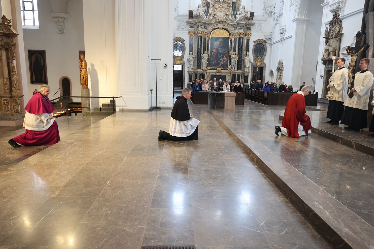 1424/0365 Karfreitag_45842