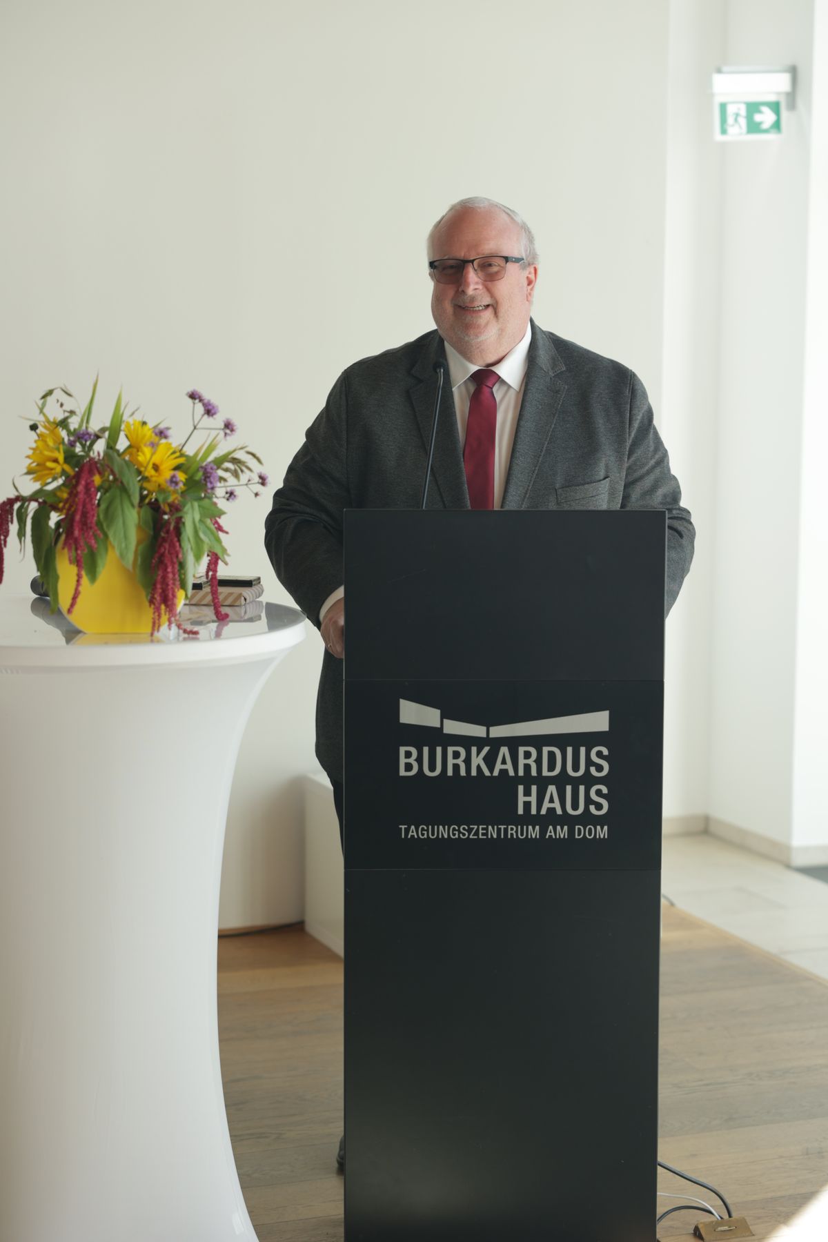 Als "frühgborenen Influencer" bezeichnete Pastoralreferent Johannes Reuter, stellvertretender Leiter der Hauptabteilung Personal, Simon. 