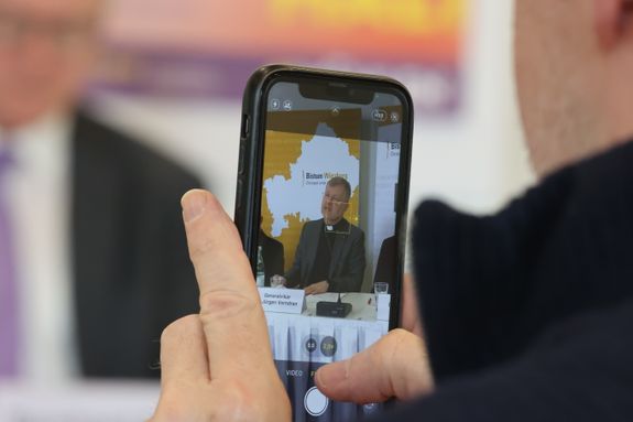 Generalvikar Dr. Jürgen Vorndran informierte unter anderem darüber, dass im Bistum Würzburg nach dem Ende des Baumoratoriums und dem Abschluss der Immobilienkategorisierung jetzt wieder Baumaßnahmen angegangen würden.