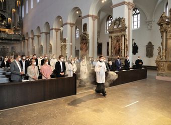 Mit einem Dankgottesdienst im Würzburger Kiliansdom hat Bischof Dr. Franz Jung am Sonntag, 13. Juni, den dritten Jahrestag seiner Bischofsweihe begangen.