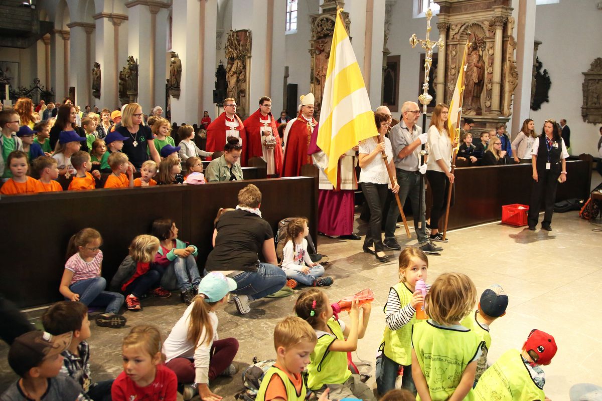 2919/0778 Kiliani-Tag der Kindergärten_16350