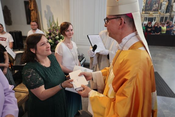 Bischof Dr. Franz Jung beauftragte Michaela Rüd als Pastoralreferentin.