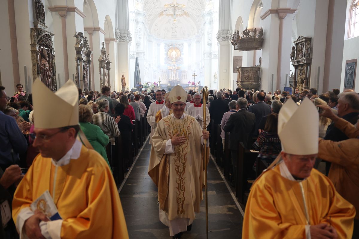 Bei einem Pontifikalgottesdienst im Würzburger Kiliansdom ist an Christi Himmelfahrt, 9. Mai 2024, Weihbischof Paul Reder zum Bischof geweiht worden. 