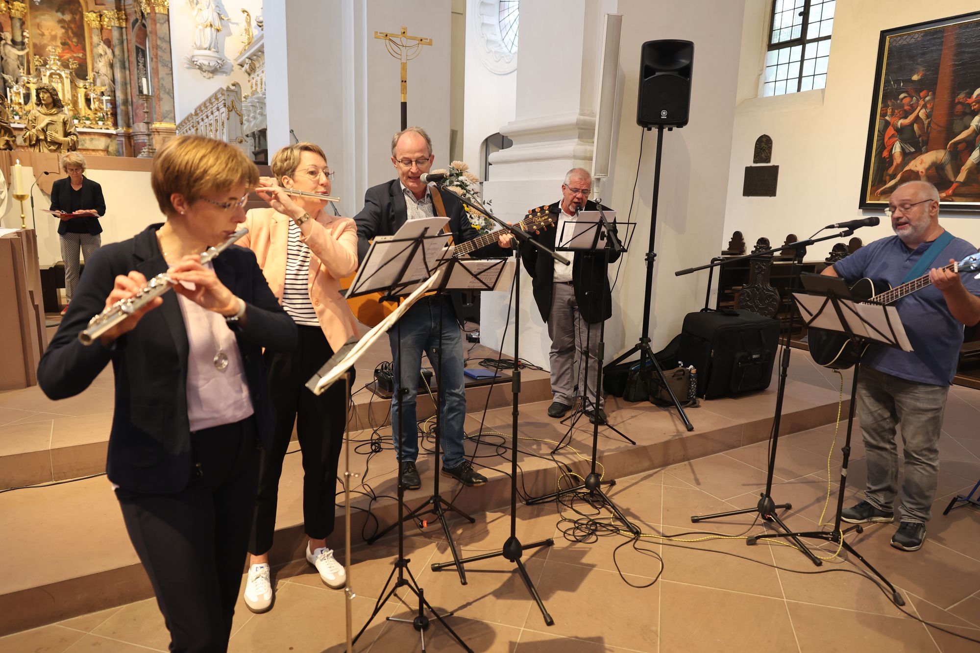 Eine Band aus Gemeindereferentinnen und -referenten gestaltete die Wort-Gottes-Feier musikalisch. Eine Band aus Gemeindereferentinnen und -referenten gestaltete die Wort-Gottes-Feier musikalisch.