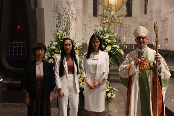 BIschof Dr. Franz Jung feiert am Samstagabend, 16. April, im Würzburger Kiliansdom die Osternacht.
