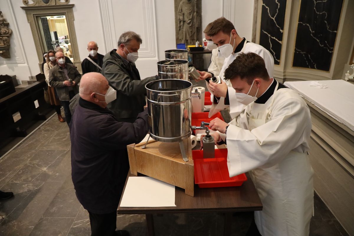 1321/0323 Missa chrismatis_26172