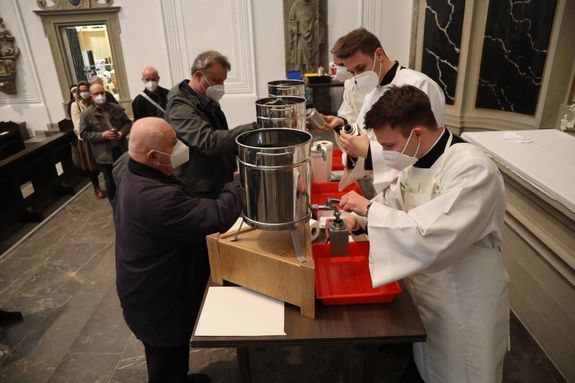 1321/0323 Missa chrismatis_26172