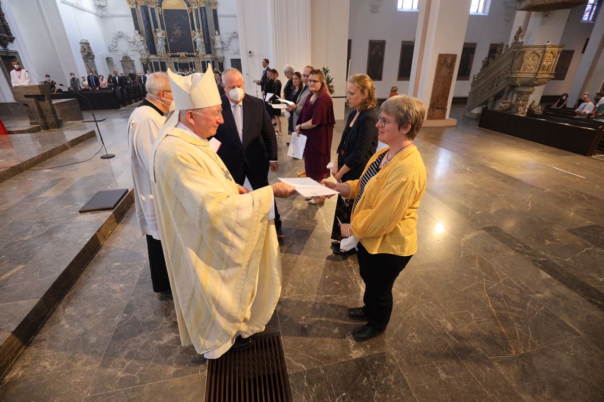 2921/0709 Beauftragung Pastis Gemeindis_29168