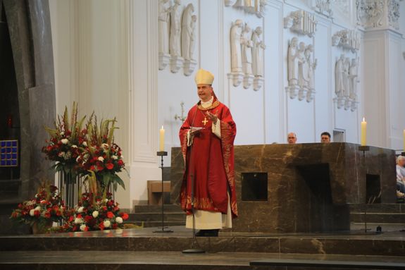 2919/0769 TOP Godi_16239