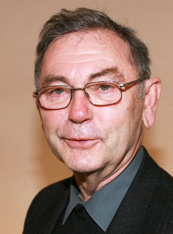 Pfarrer i. R. Erich Greb.