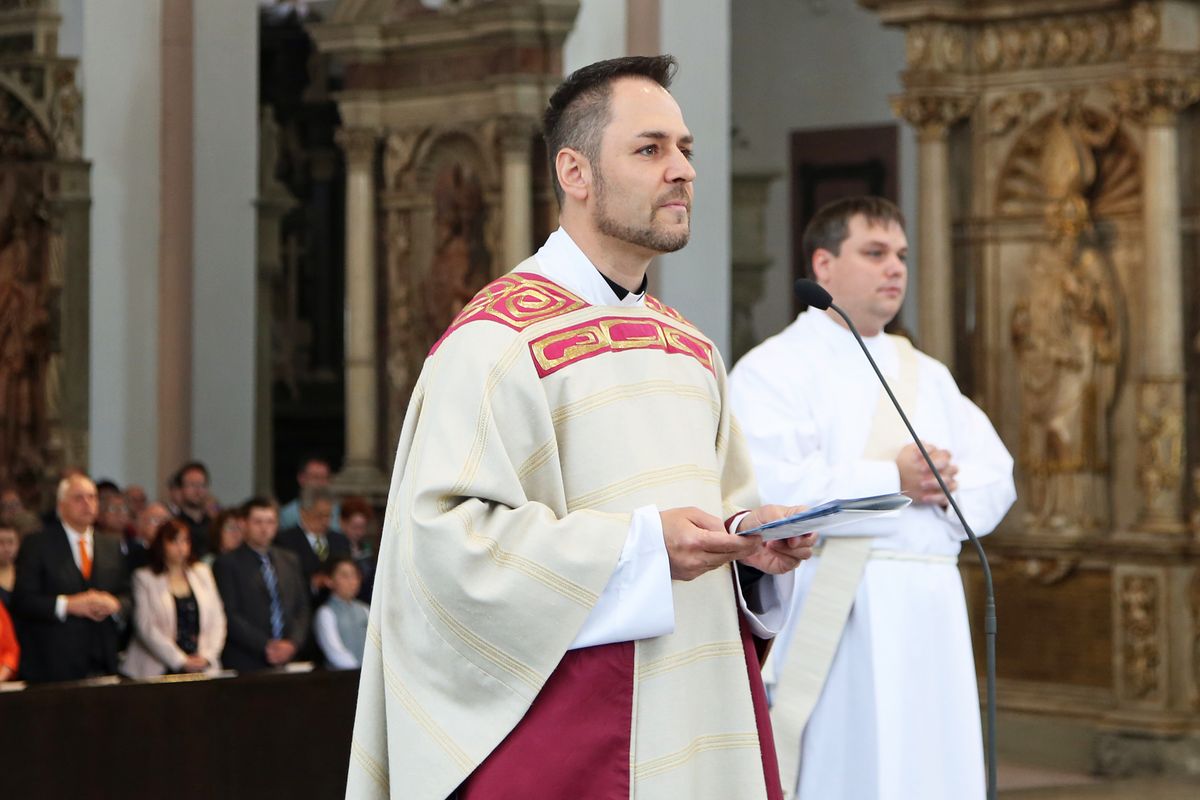 2419/0653 Priesterweihe von Frank Elsesser_15071