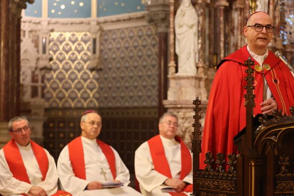 Bischof Dr. Franz Jung hob in seiner englischsprachigen Predigt die Wichtigkeit von glaubwürdigen Zeugen für die Evangelisierung hervor.