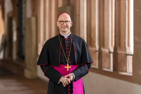 Bischof Dr. Franz Jung Bischof Dr. Franz Jung