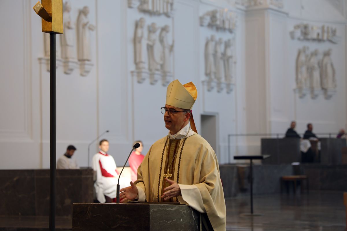 3720/0925 Missa Chrismatis_22989