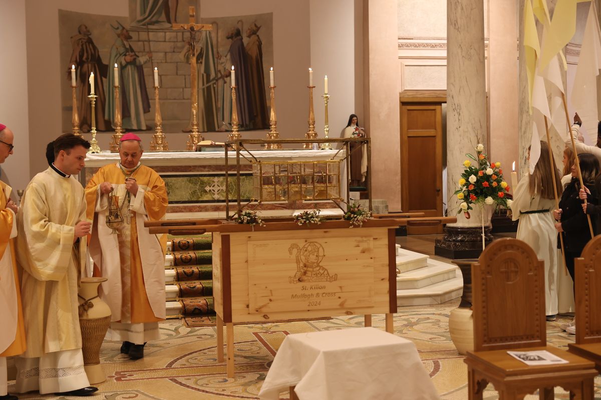 Bischof Martin Hayes, Bischof von Kilmore, feierte am Samstagabend, 5. Oktober, einen Jugendgottesdienst in der Kathedrale von Cavan. 