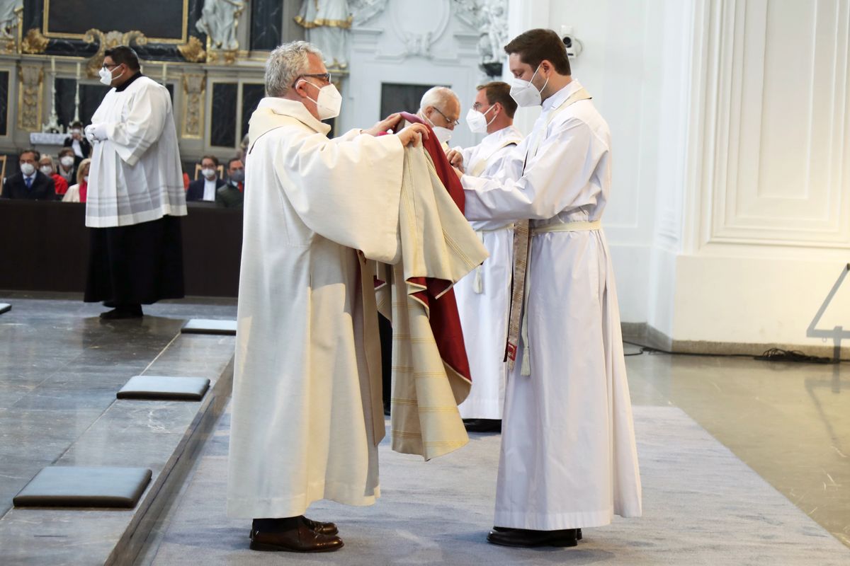 2121/0503 Priesterweihe Manuel Thomas und Benjamin Schimmer_26830