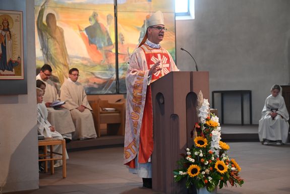 Auch außerhalb der Kirche gebe es viel Gutes. Hier lohne es, Allianzen zu schmieden und Verbündete im Sinne der eigenen Mission zu suchen, sagte Bischof Dr. Franz Jung in seiner Predigt. 
