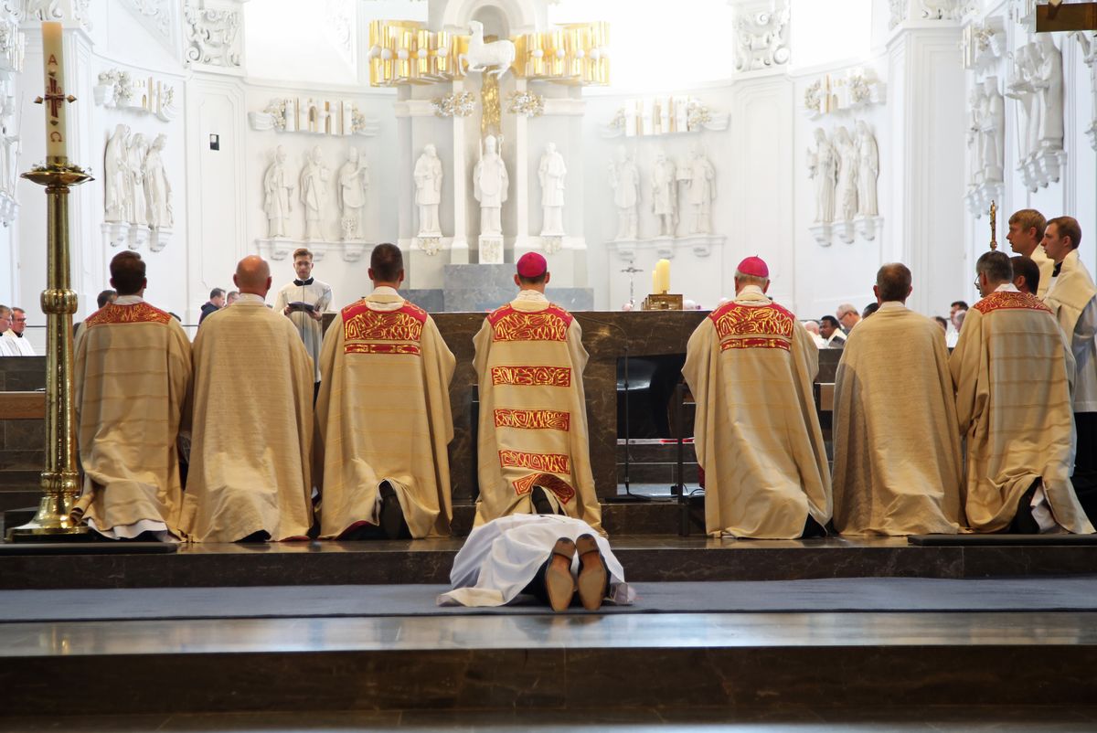 2419/0653 Priesterweihe von Frank Elsesser_15079