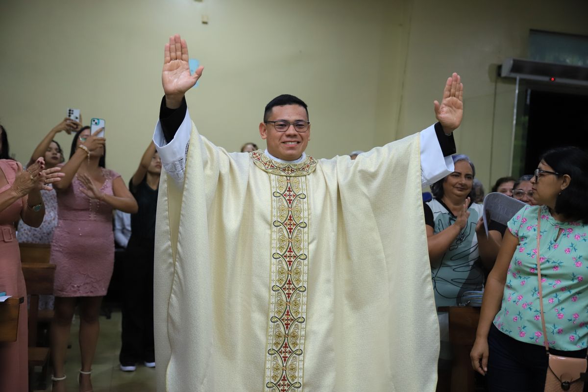 3225/0842 Weihbischof Paul Reder in Brasilien - Priesterweihen_61063