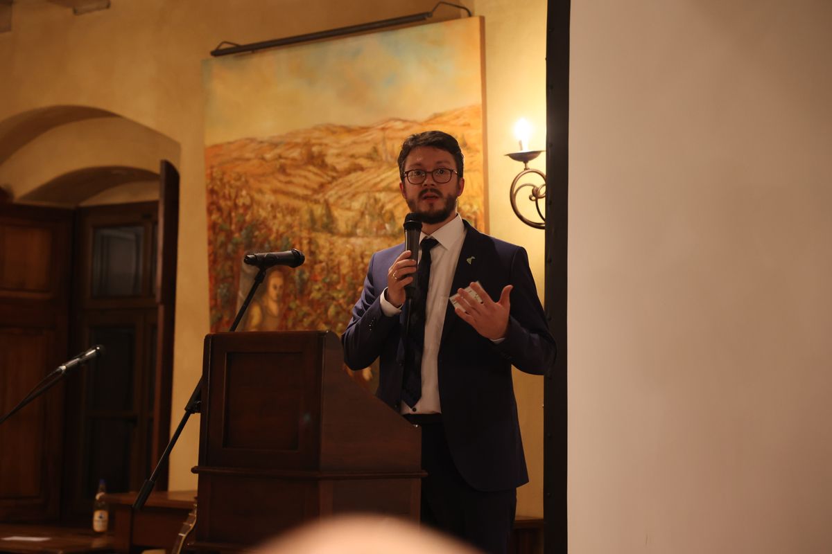 Pastoralreferent Christoph Hippe, Geistlicher Leiter des BDKJ-Diözesanverbands, gab einen spirituellen Impuls. Pastoralreferent Christoph Hippe, Geistlicher Leiter des BDKJ-Diözesanverbands, gab einen spirituellen Impuls.