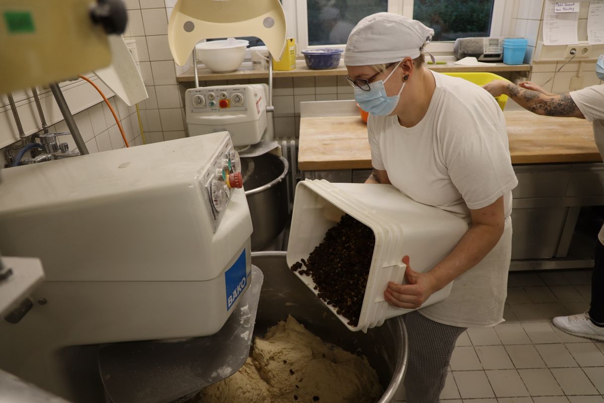 5121/1236 Christstollen_31244