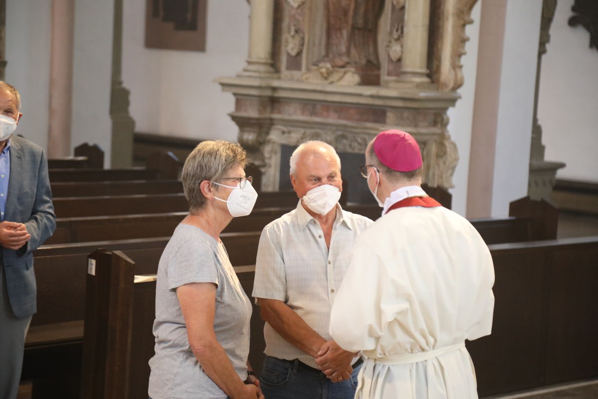 2621/0624 Ehejubilare Bischof 29. Juni Vormittag_28033