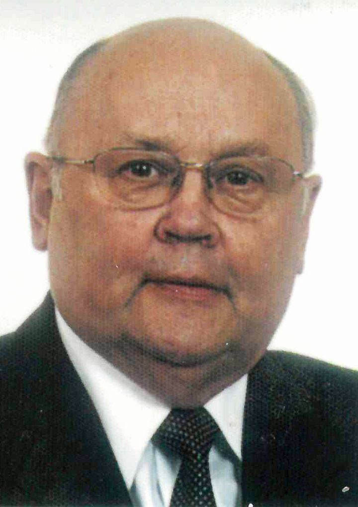 Pfarrer i. R. Erwin Meier.