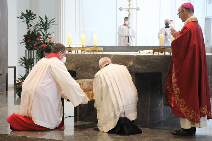 Mit einem feierlichen Pontifikalgottesdienst mit Bischof Dr. Franz Jung im Würzburger Kiliansdom ist am Sonntag, 11. Juli, die Kiliani-Wallfahrtswoche zu Ende gegangen.