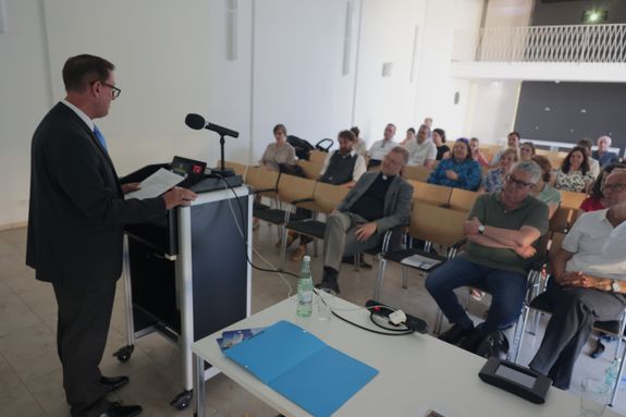 2825/0704 Lecture Kiliani_59177