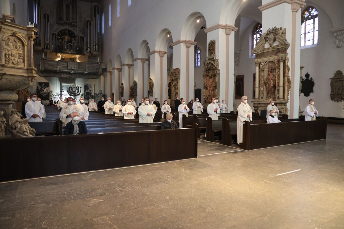 1321/0323 Missa chrismatis_26155