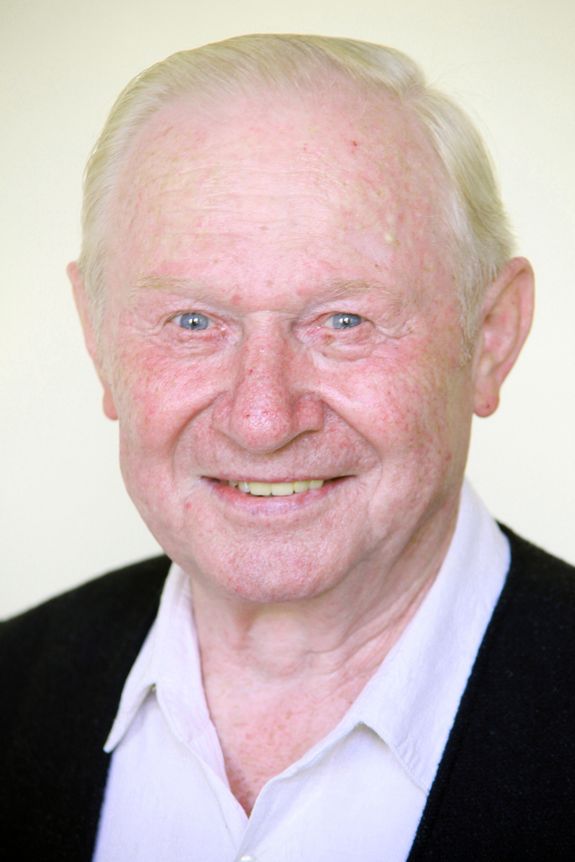 Pfarrer i. R. Erich Büttner.