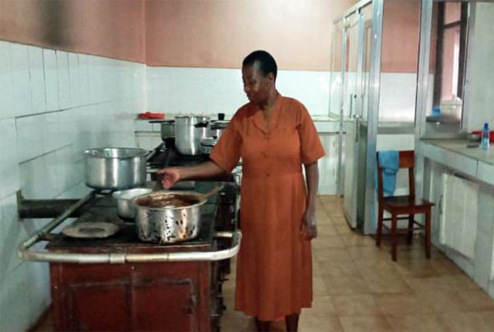 Die Hospitalküche im Krankenhaus von Litembo konnte auch dank Unterstützung aus dem Bistum Würzburg ihren Betrieb wieder aufnehmen.