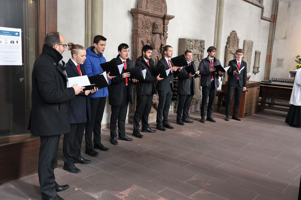 Bischof Dr. Franz Jung feierte am Sonntag, 10. April, in Würzburg die Palmsonntagsliturgie.