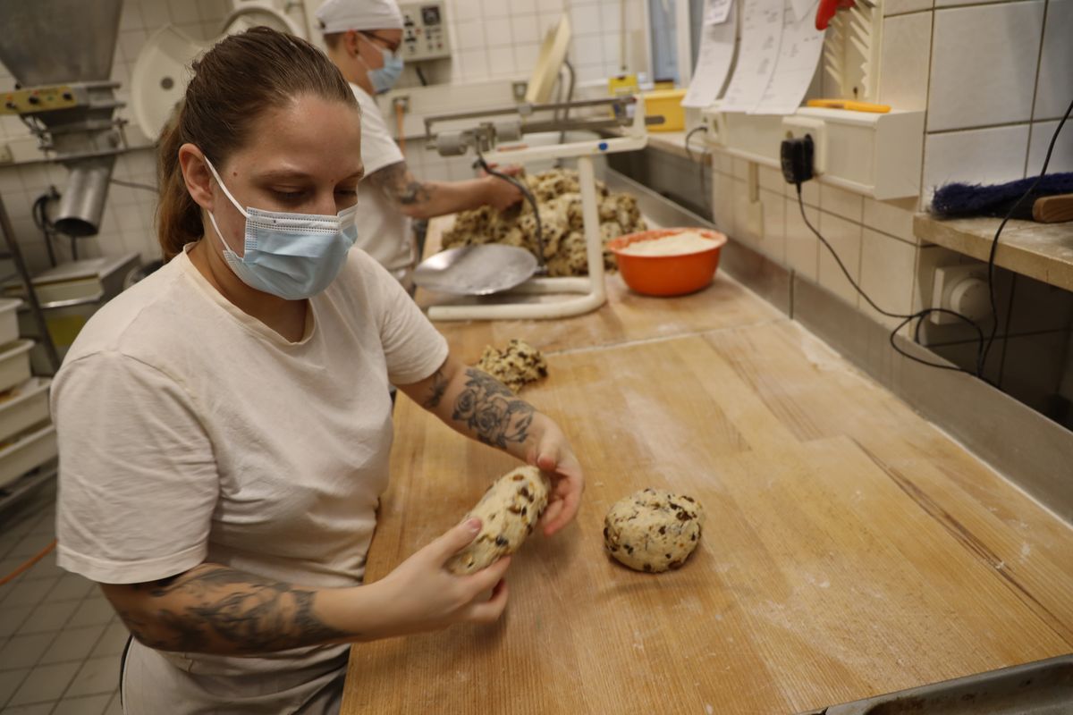 5121/1236 Christstollen_31248