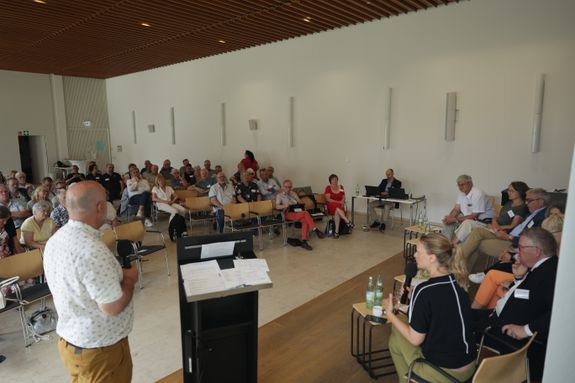 Um Sorge und Nöte der medizinischen und pflegerischen Versorgung in Unterfranken ging es bei einer Podiumsdiskussion bei der Kiliani-Vollversammlung des Diözesanrats der Katholiken im Bistum Würzburg am Samstag, 5. Juli, im Würzburger Burkardushaus.