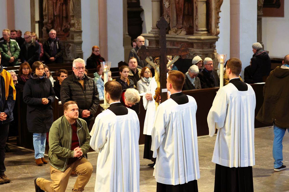 1424/0365 Karfreitag_45847