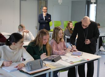 4824/1216 Mädchenrealschule Volkach_53635