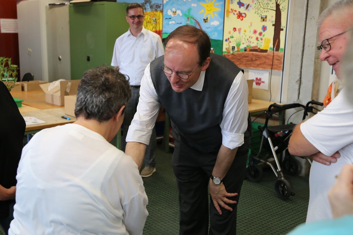 2924/0758_Kiliani_Eisingen Sankt-Josefs-Stift_Weihbischof Reder_50362