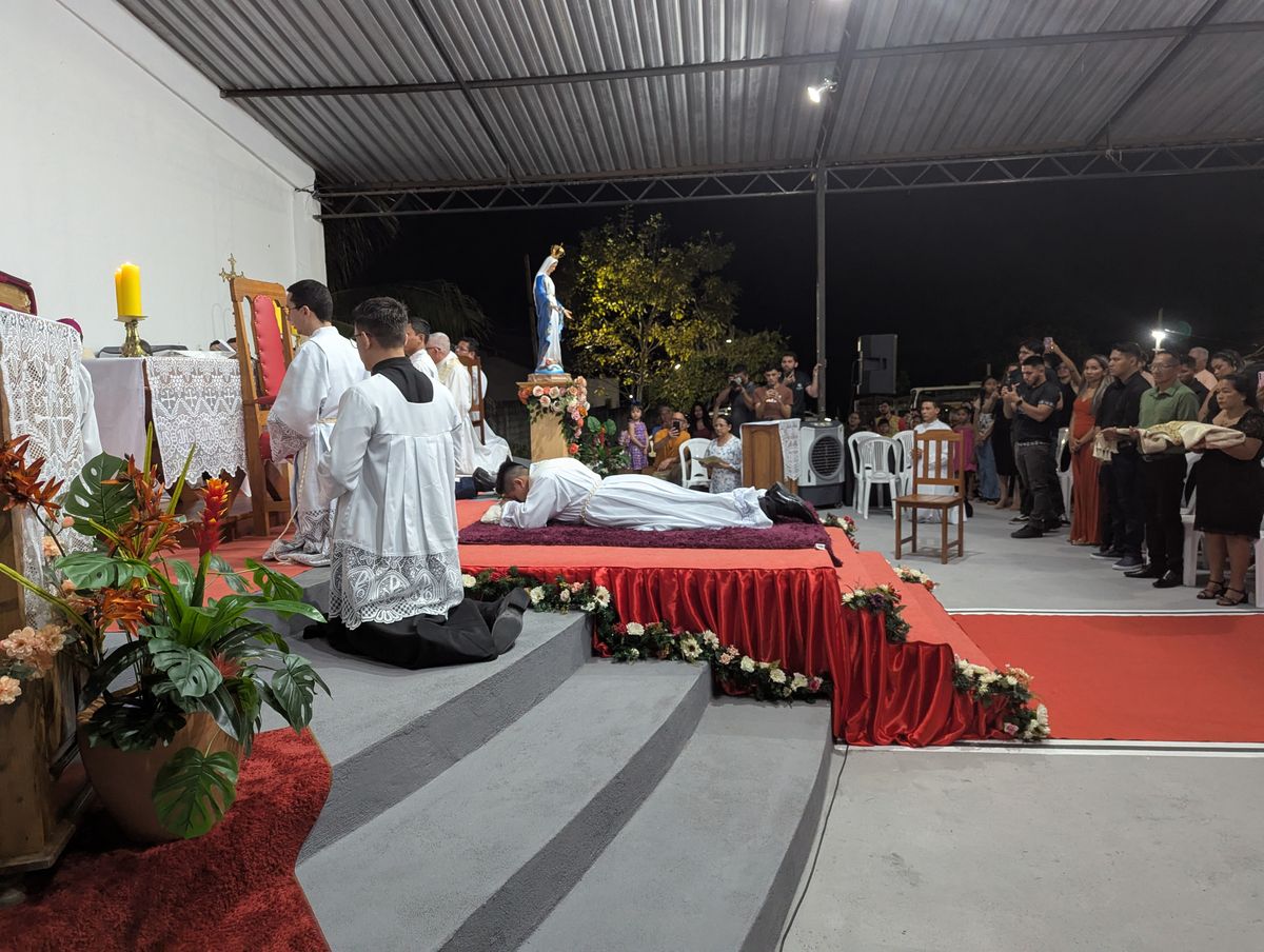 3225/0842 Weihbischof Paul Reder in Brasilien - Priesterweihen_61070