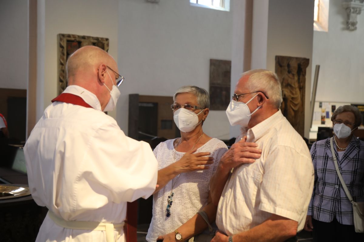 2621/0624 Ehejubilare Bischof 29. Juni Vormittag_28028