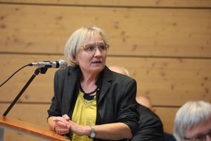 Pastoralreferentin Monika Albert beantwortete Fragen zum Zwischenstand des Programms "Gemeinsam Kirche sein - Pastoral der Zukunft". 